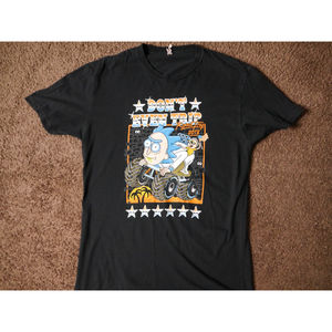 Rick and Morty "2018 Don't Even Trip" Men's Medium Short Sleeve Tee